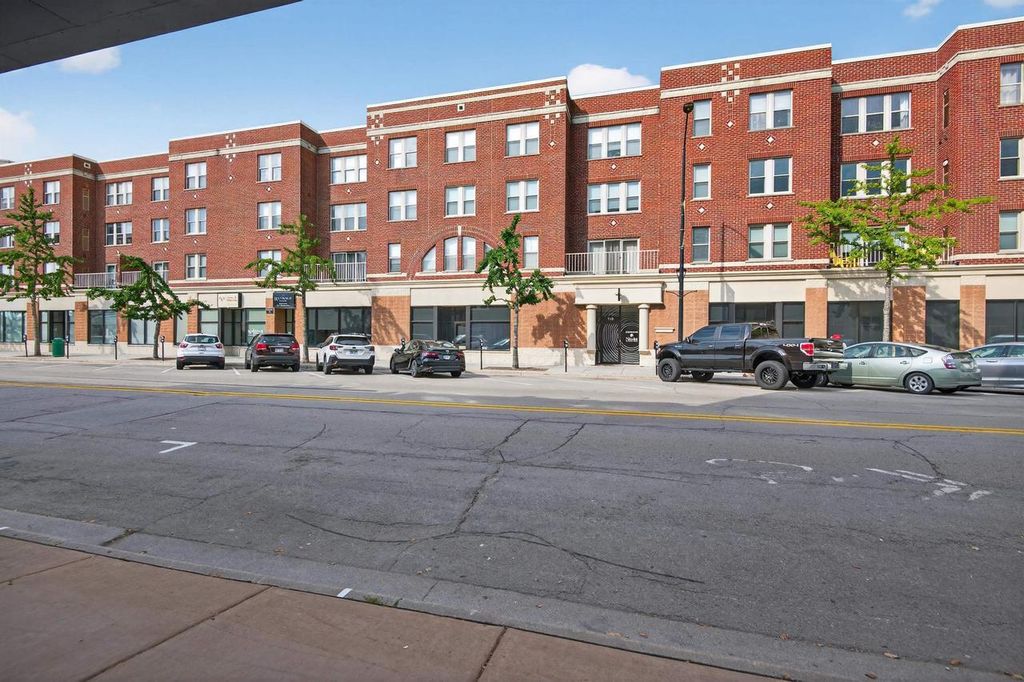 118 S WASHINGTON STREET #A333, Green Bay, WI 54301