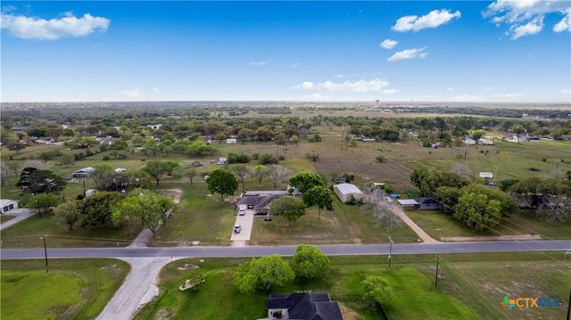 201 Parsons Road, Victoria, TX 77904