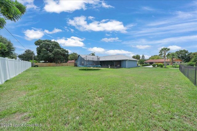 873 Ripley Terrace NE, Palm Bay, FL 32907