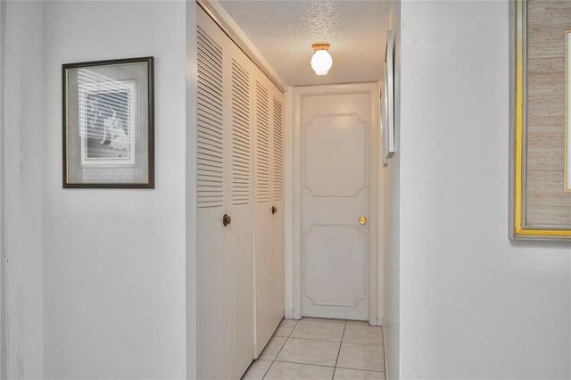 5171 W Oakland Park Boulevard, Lauderdale Lakes, FL 33313