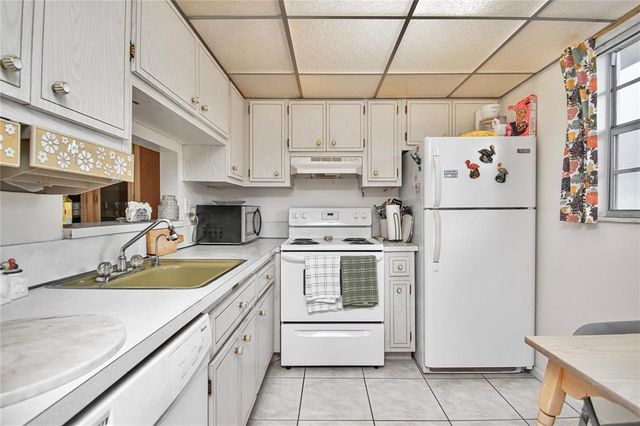 5171 W Oakland Park Boulevard, Lauderdale Lakes, FL 33313