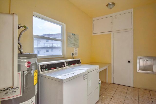 5171 W Oakland Park Boulevard, Lauderdale Lakes, FL 33313