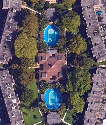 5171 W Oakland Park Boulevard, Lauderdale Lakes, FL 33313