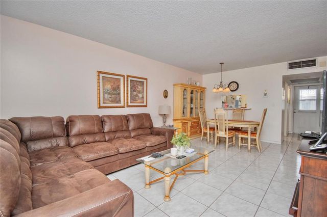 5171 W Oakland Park Boulevard, Lauderdale Lakes, FL 33313