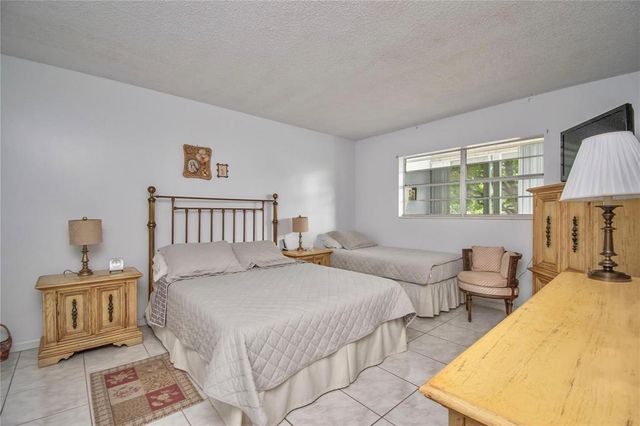 5171 W Oakland Park Boulevard, Lauderdale Lakes, FL 33313