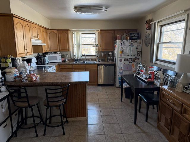 300 CHERRY LANE, Little Chute, WI 54140