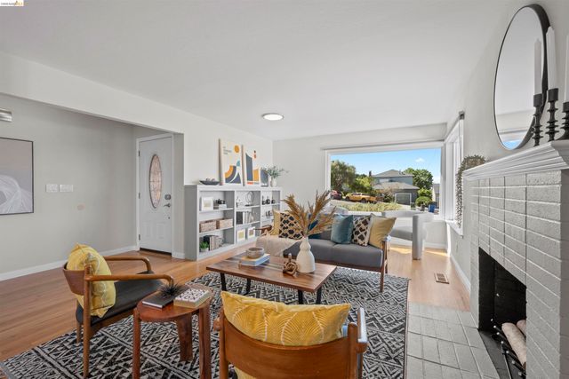 5315 Macdonald Ave, El Cerrito, CA 94530