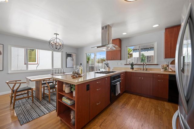 5315 Macdonald Ave, El Cerrito, CA 94530