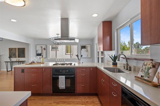 5315 Macdonald Ave, El Cerrito, CA 94530