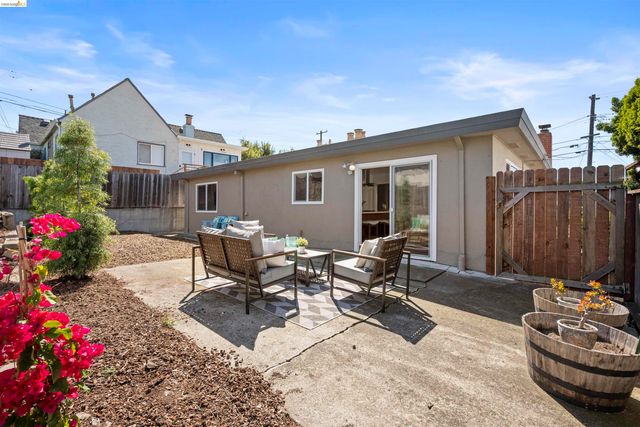 5315 Macdonald Ave, El Cerrito, CA 94530