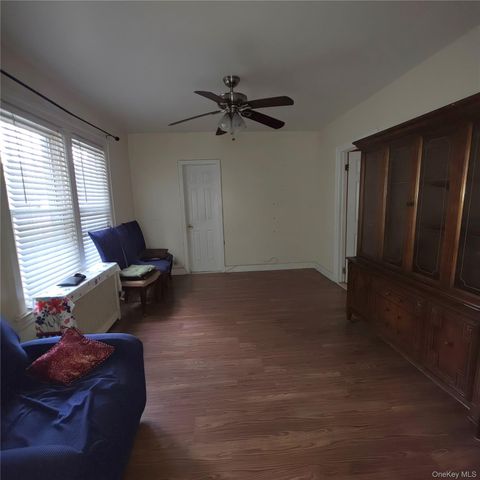 11122 203rd Street, Saint Albans, NY 11412