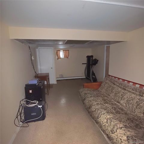 11122 203rd Street, Saint Albans, NY 11412