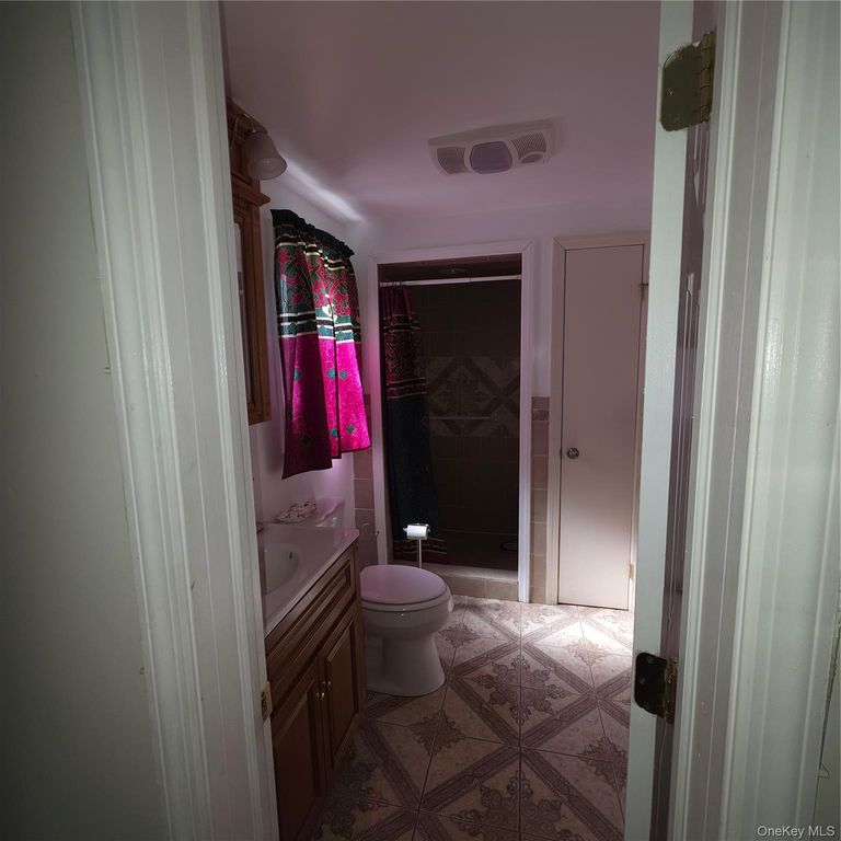 11122 203rd Street, Saint Albans, NY 11412 — photo 5
