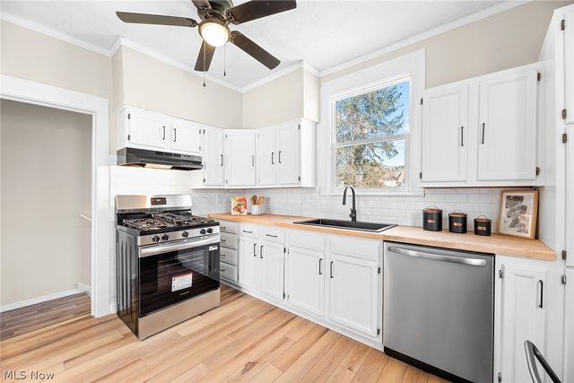 1529 Pilgrim Street, Akron, OH 44305