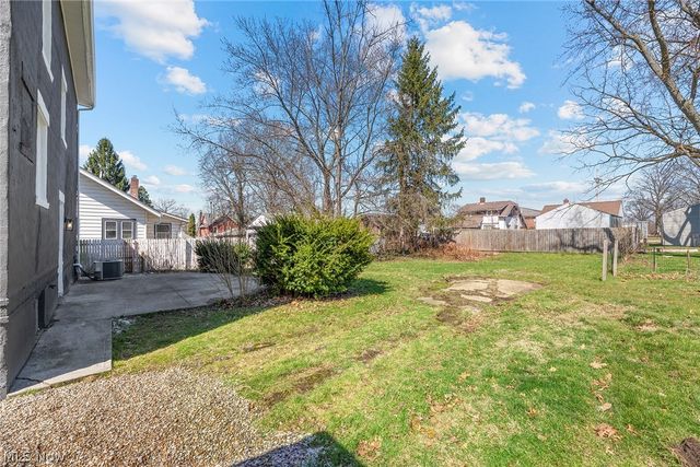 1529 Pilgrim Street, Akron, OH 44305