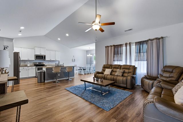 4604 Long Avenue Ext., Conway, SC 29526