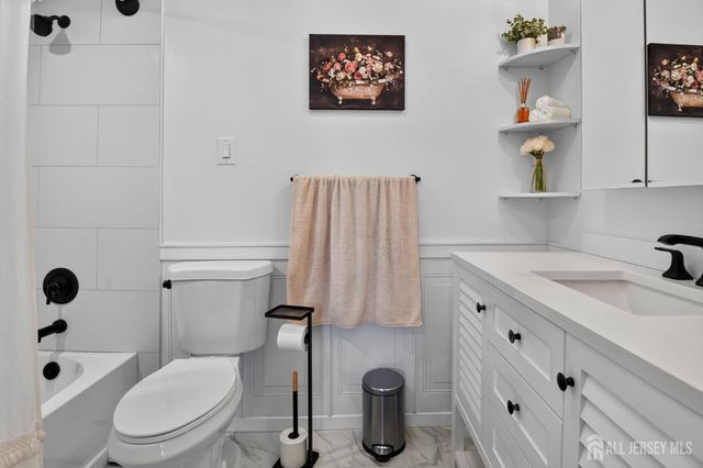 734 Darlington Drive, Old Bridge, NJ 08857