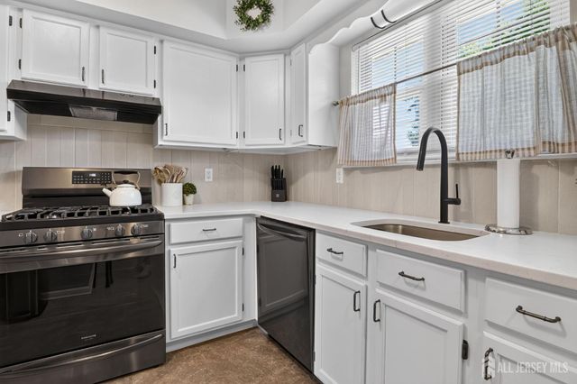 734 Darlington Drive, Old Bridge, NJ 08857