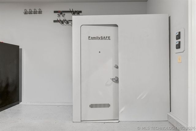 10875 S 94th East Place, Bixby, OK 74133