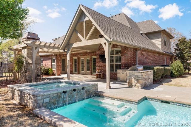 10875 S 94th East Place, Bixby, OK 74133