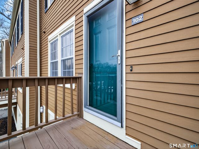 102 Foxbridge Village Road 102, Branford, CT 06405