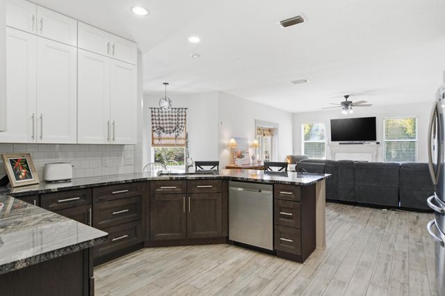 5317 Stately Oaks Street, Fort Pierce, FL 34981