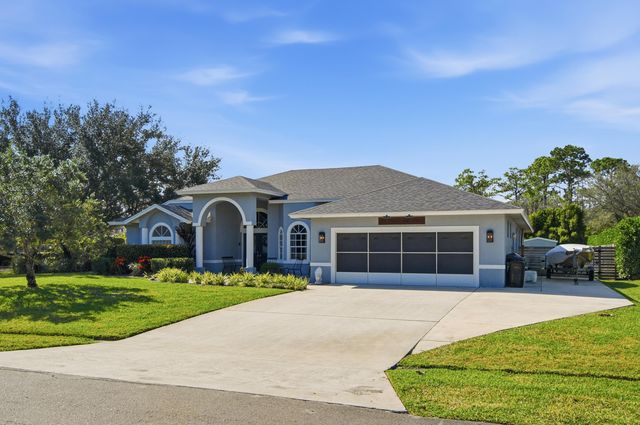 5317 Stately Oaks Street, Fort Pierce, FL 34981