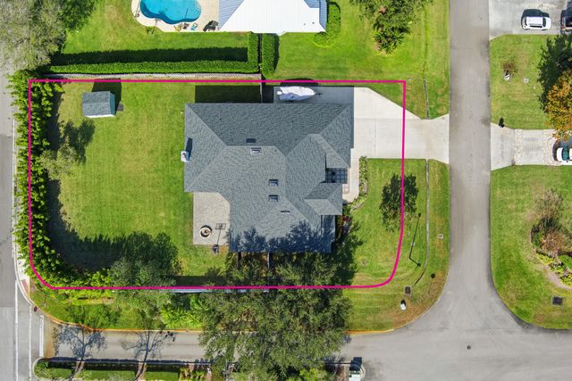 5317 Stately Oaks Street, Fort Pierce, FL 34981