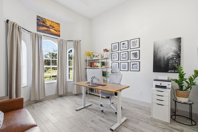 5317 Stately Oaks Street, Fort Pierce, FL 34981