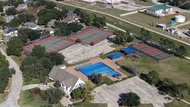 5811 Desert Oak Way, Spring, TX 77379