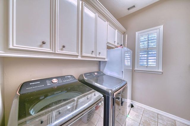 5811 Desert Oak Way, Spring, TX 77379