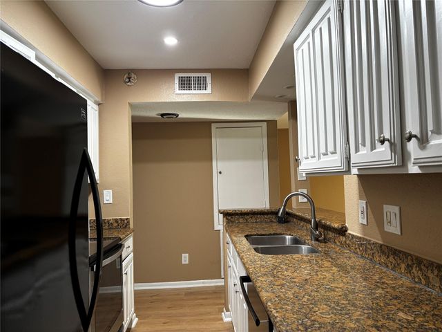 4001 Nasa Parkway 133, El Lago, TX 77586