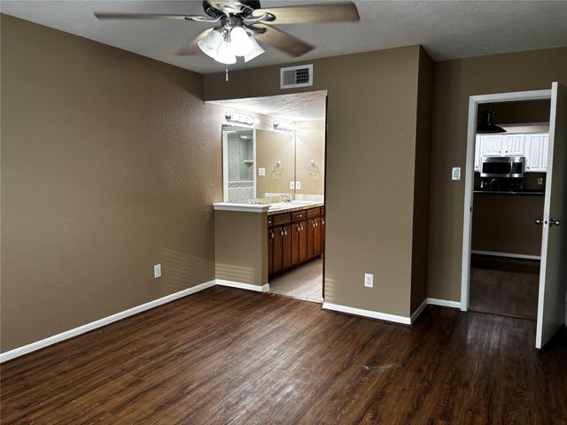 4001 Nasa Parkway 133, El Lago, TX 77586