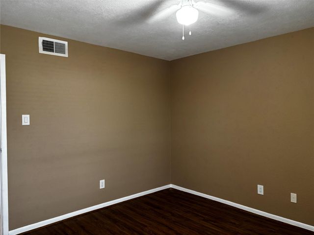 4001 Nasa Parkway 133, El Lago, TX 77586