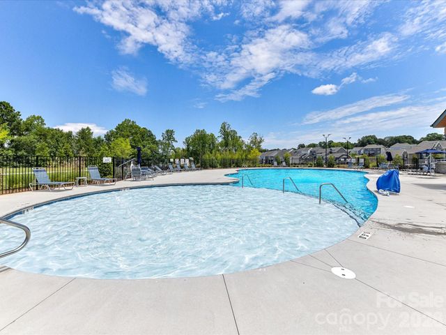 118 Winterberry Street, Mooresville, NC 28117