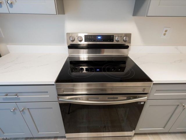 5511 Amhurst CT, Virginia Beach, VA 23462