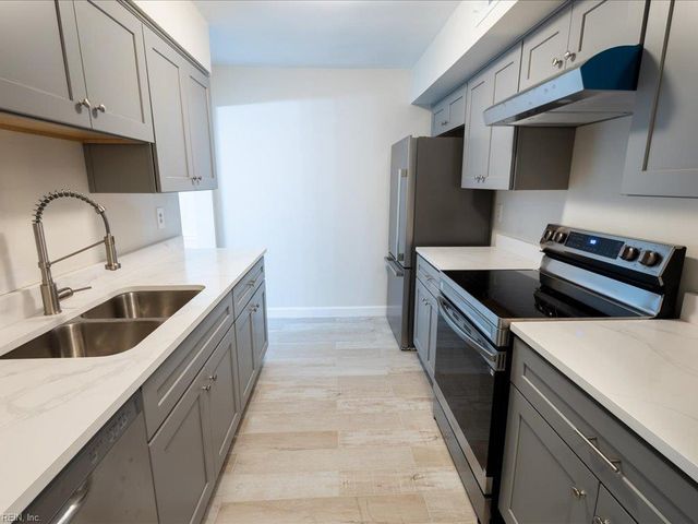 5511 Amhurst CT, Virginia Beach, VA 23462