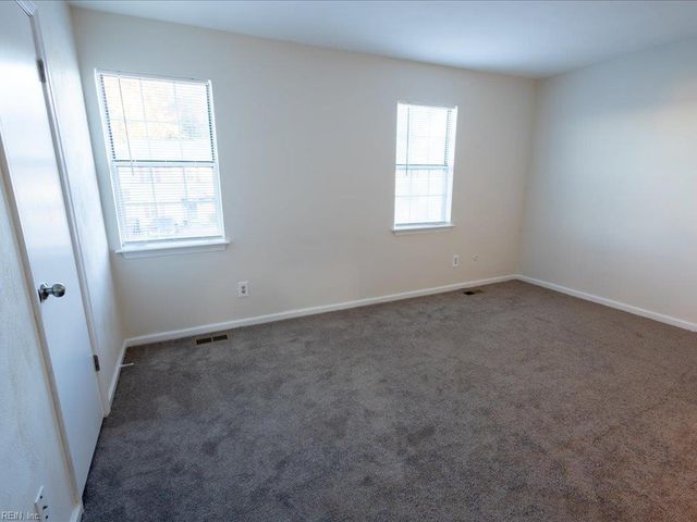 5511 Amhurst CT, Virginia Beach, VA 23462