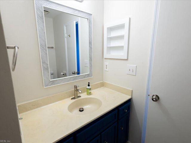 5511 Amhurst CT, Virginia Beach, VA 23462