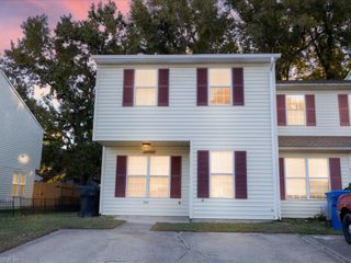 5511 Amhurst CT, Virginia Beach, VA 23462