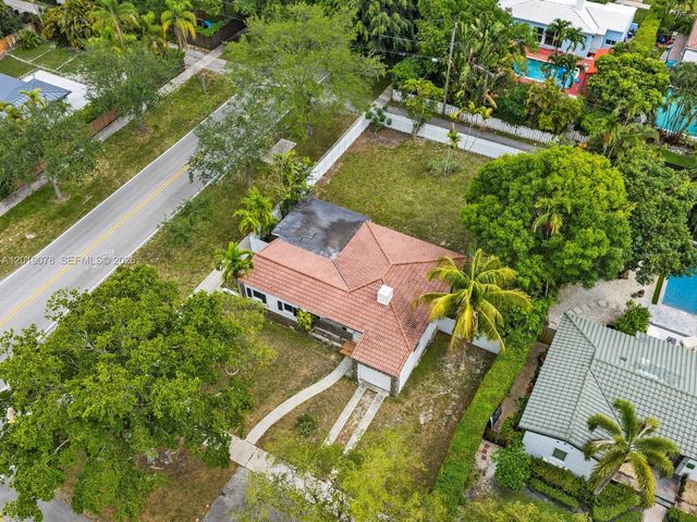 6 NW 106th St, Miami Shores, FL 33150