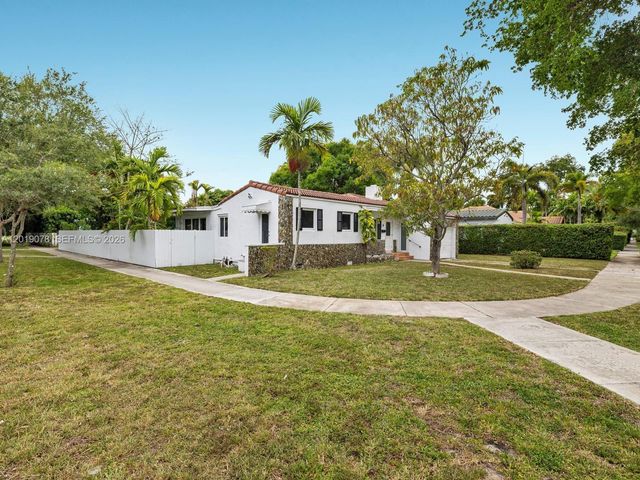6 NW 106th St, Miami Shores, FL 33150