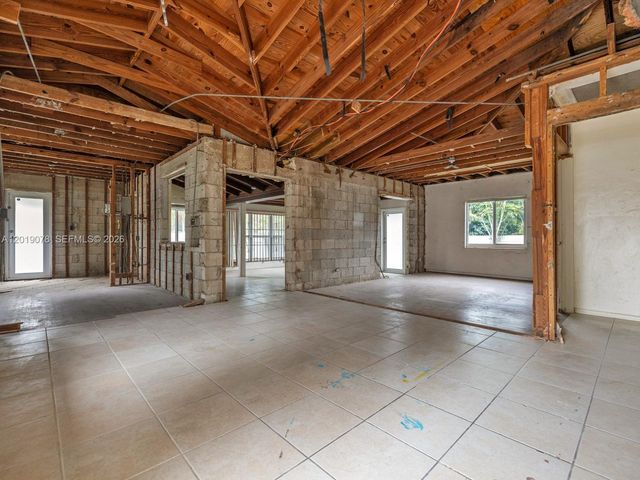 6 NW 106th St, Miami Shores, FL 33150