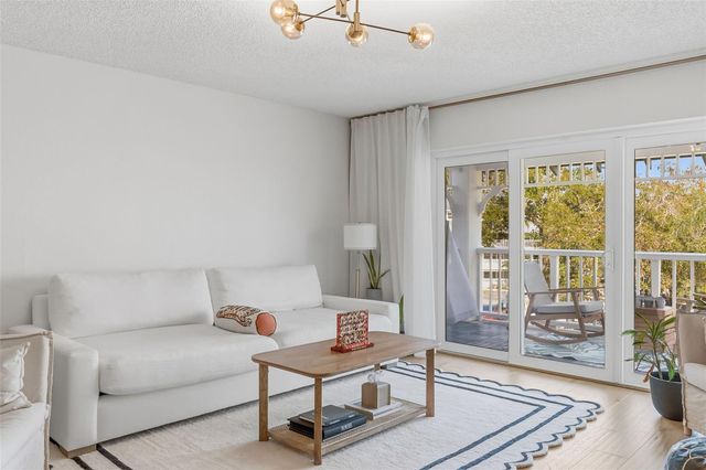 2599 DOLLY BAY DRIVE 302, Palm Harbor, FL 34684