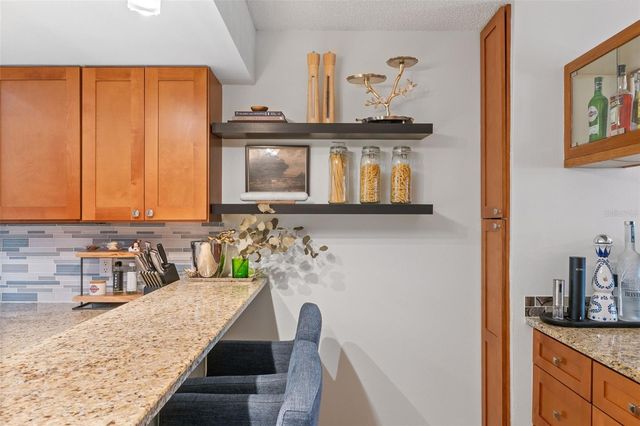 2599 DOLLY BAY DRIVE 302, Palm Harbor, FL 34684