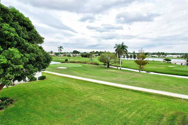 300 SW Golfview Terrace 150, Boynton Beach, FL 33426