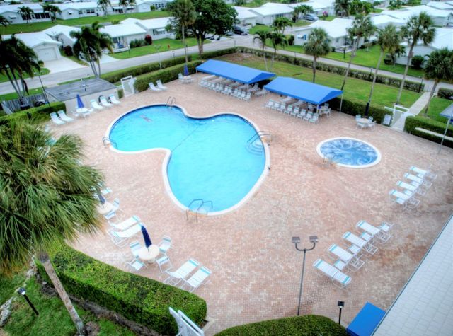 300 SW Golfview Terrace 150, Boynton Beach, FL 33426