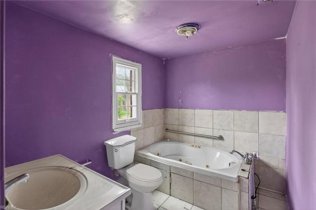 2317 Seaboard RD, Virginia Beach, VA 23456