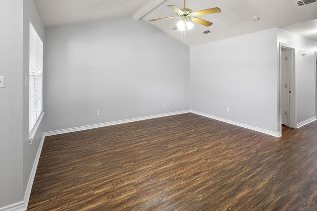 2020 Legacy Lane, College Station, TX 77840