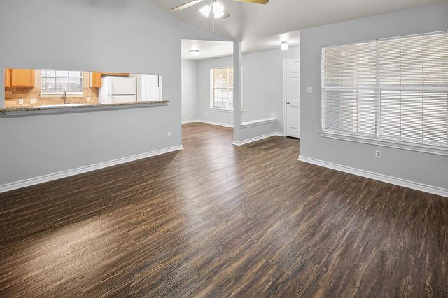 2020 Legacy Lane, College Station, TX 77840